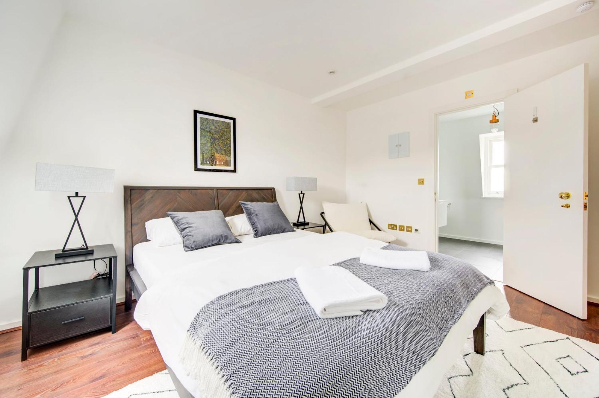 Luxury 3 Bedroom Prime Marylebone Apartment Лондон Екстер'єр фото